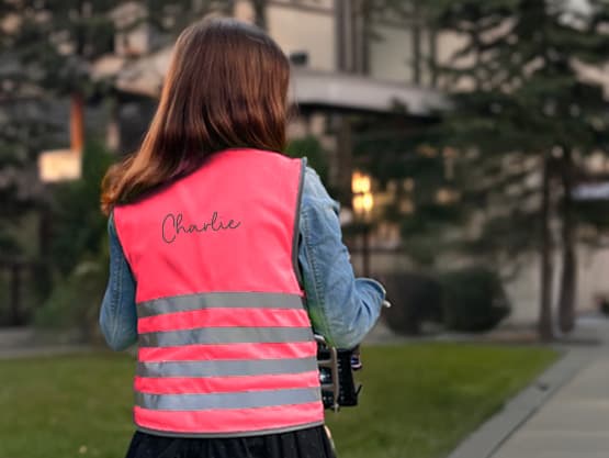 Fluo Veiligheidshesje kind met naam - Basic